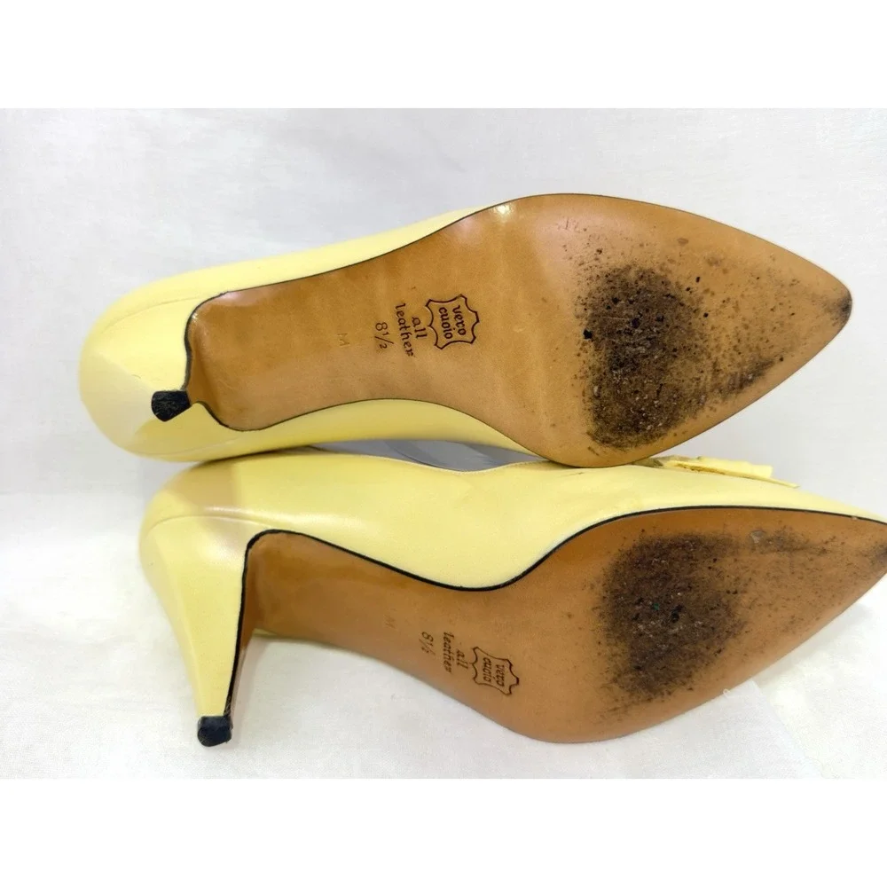 VTG Bally Womens 8.5 M Yellow Leather Bow Pointed Toe Pumps Heels Italy
